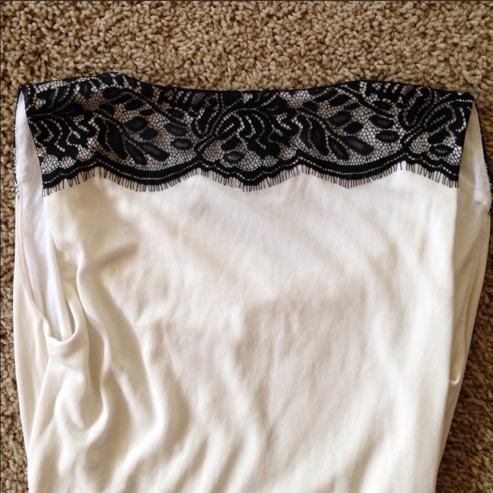 Beautiful, feminine sleeveless draped blouse XS